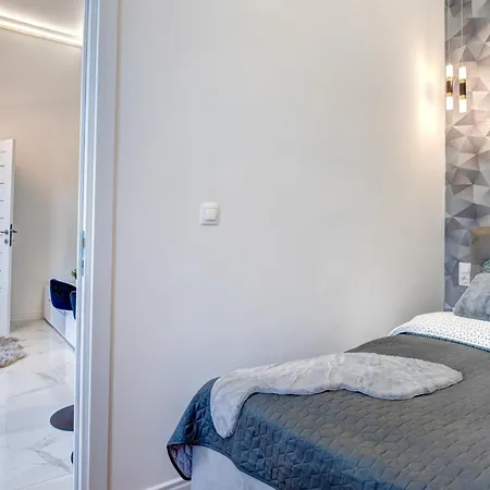 Amazing Raday Apartment